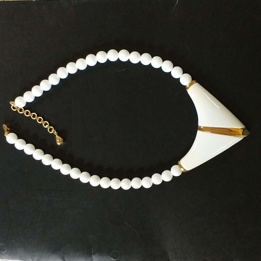 Monet - Ladies statement necklace - Monet